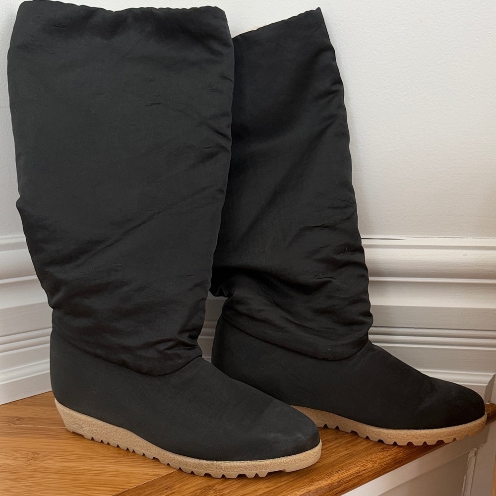 NWOT Stylish Black Women's winter Boots